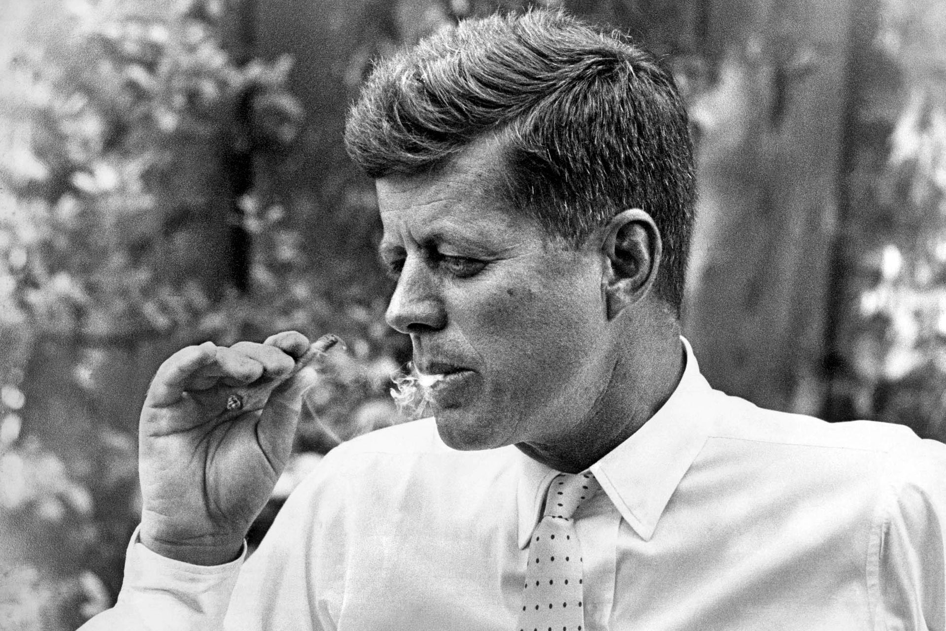 The Cigar Husbands of Jackie Kennedy – EGM Cigars